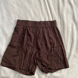 Brown h&m shorts